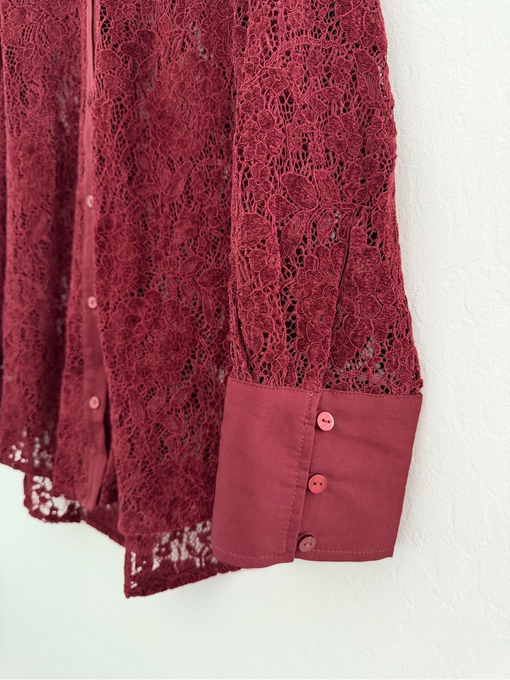 FREE PEOPLE FAITH BUTTONDOWN -
CABERNET size XS - Picture 6 of 11